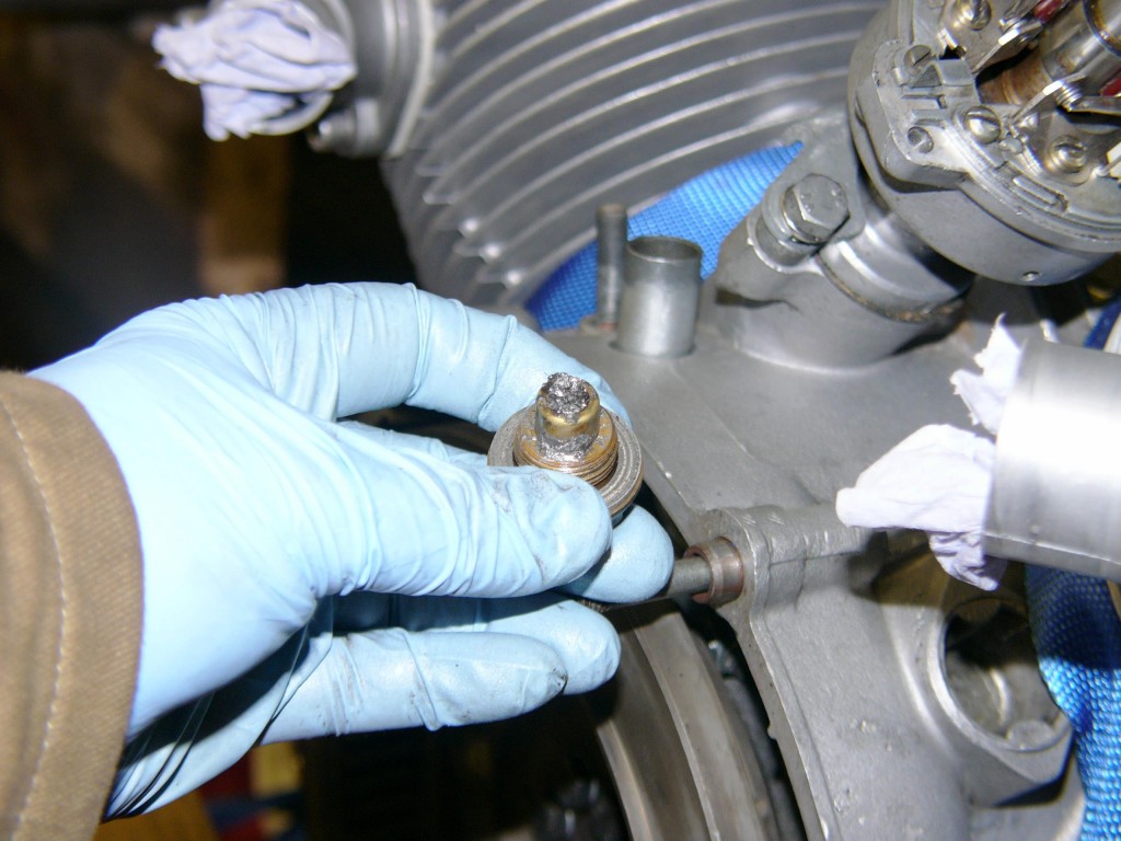 1975 Moto Guzzi 850T restoration gearbox strip Moto Simpatico